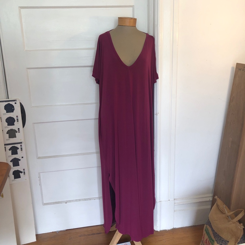 Oversized Maxi Dress in Dark raspberry color